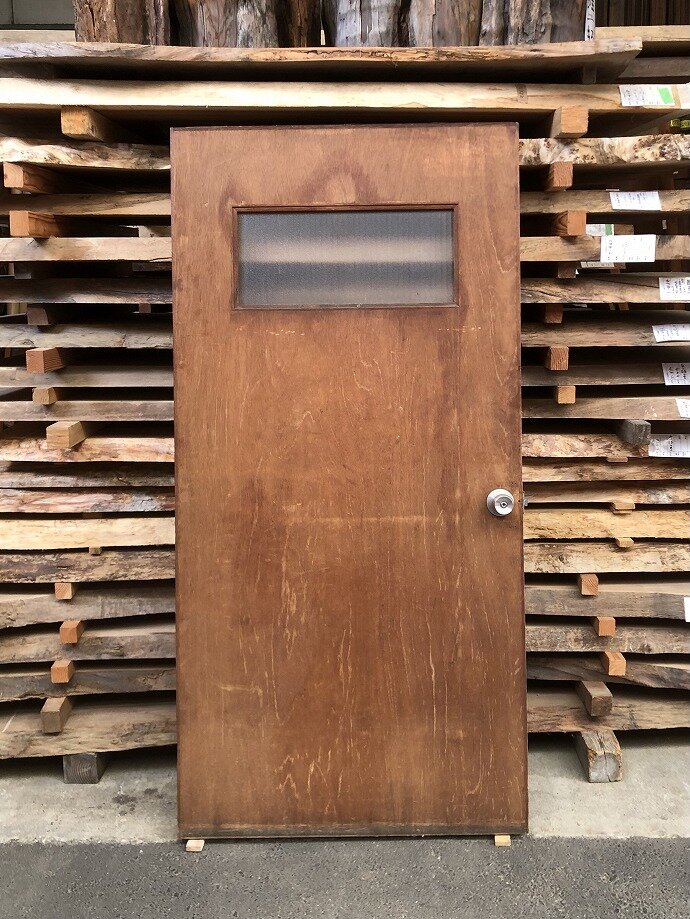 古建具（板戸）の古材