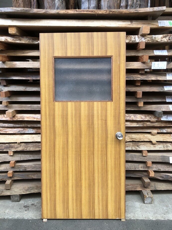 古建具（板戸）の古材
