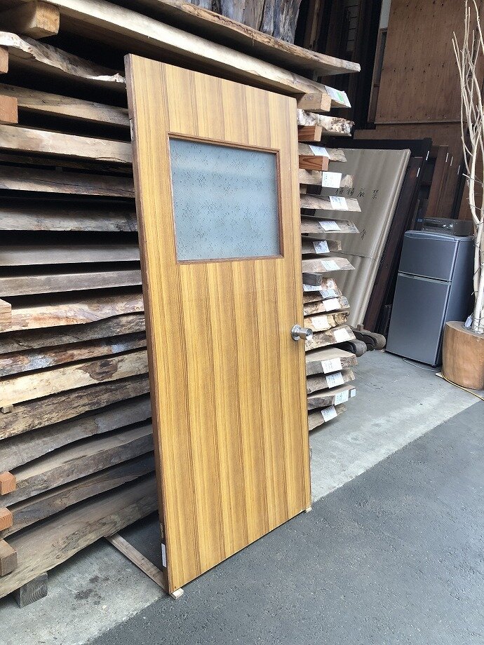 古建具（板戸）の古材