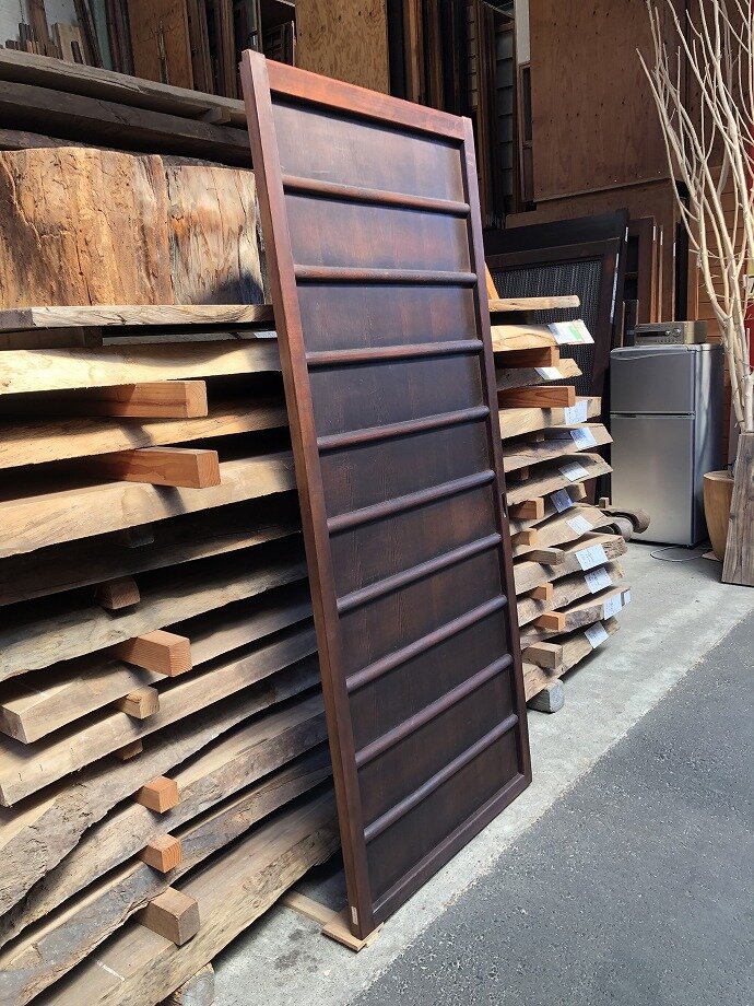 古建具（板戸）の古材