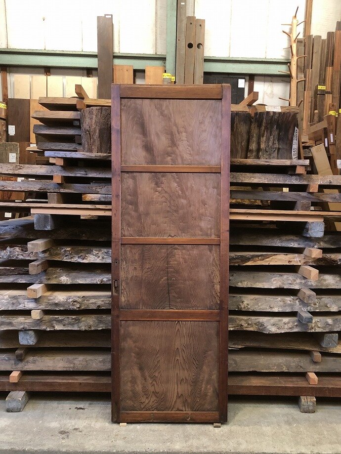 古建具（板戸）の古材