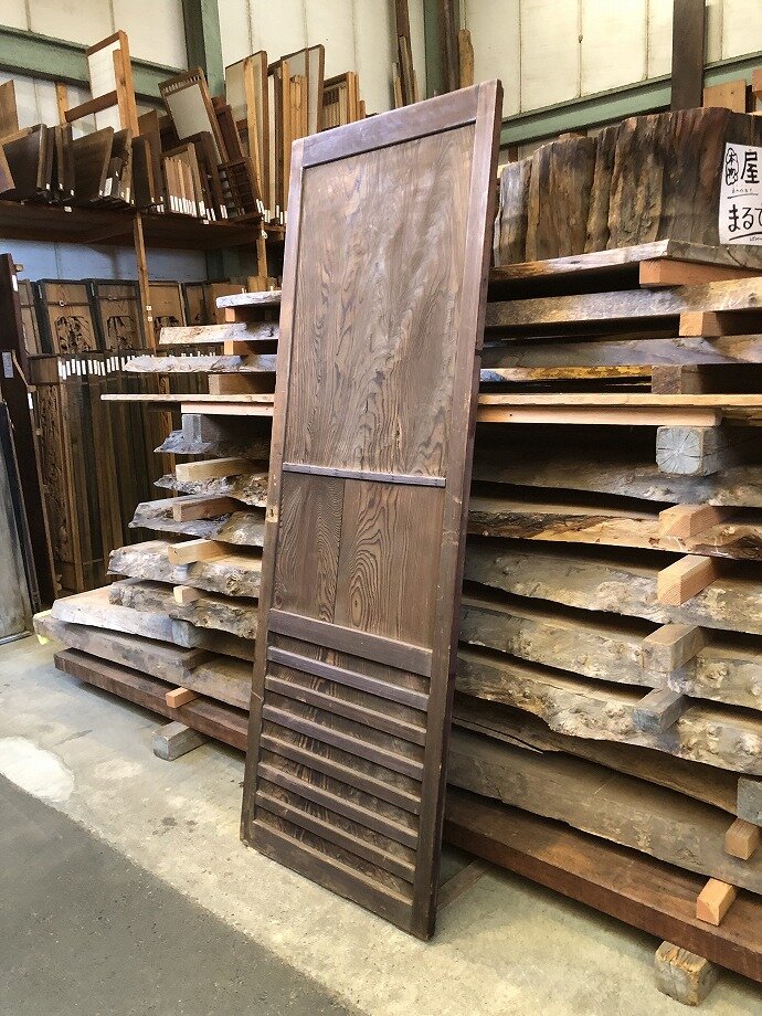 古建具（板戸）の古材