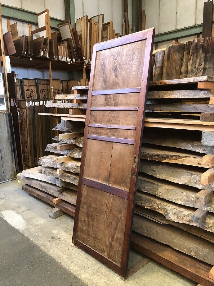 古建具（板戸）の古材