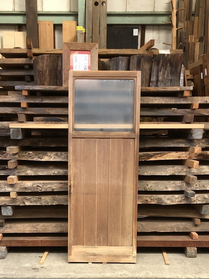 古建具（板戸）の古材