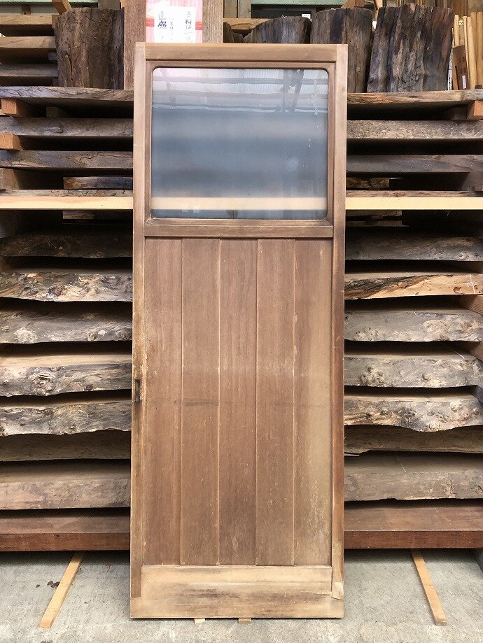 古建具（板戸）の古材
