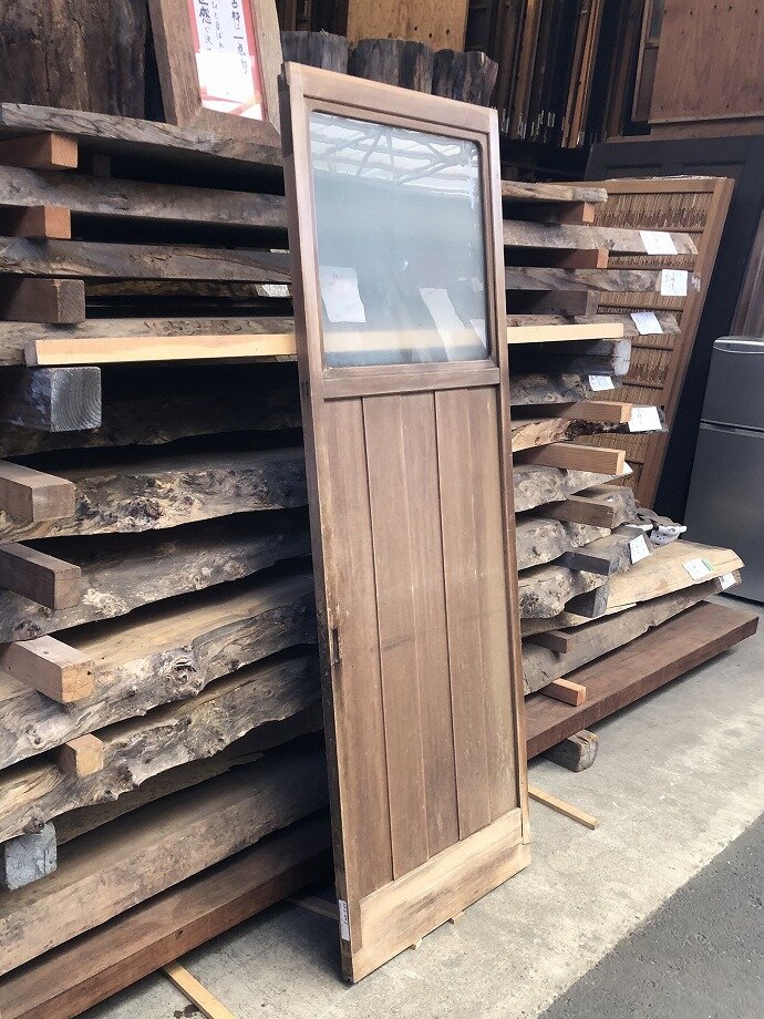 古建具（板戸）の古材
