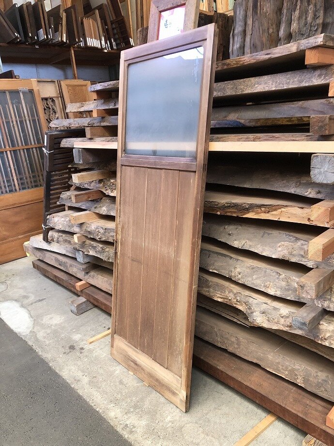 古建具（板戸）の古材