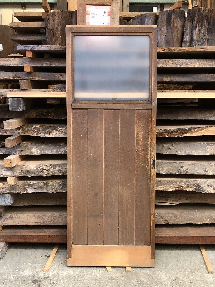 古建具（板戸）の古材