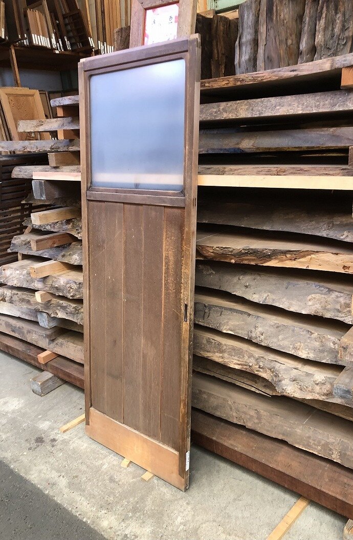 古建具（板戸）の古材
