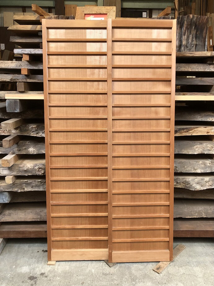 古建具(板戸)の古材