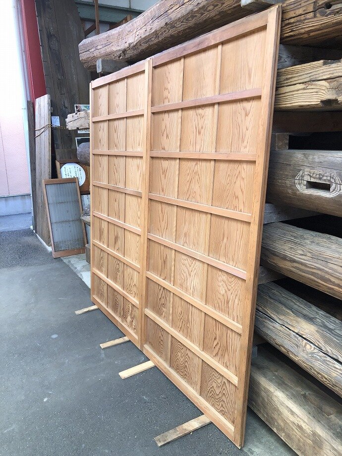 古建具(板戸)の古材