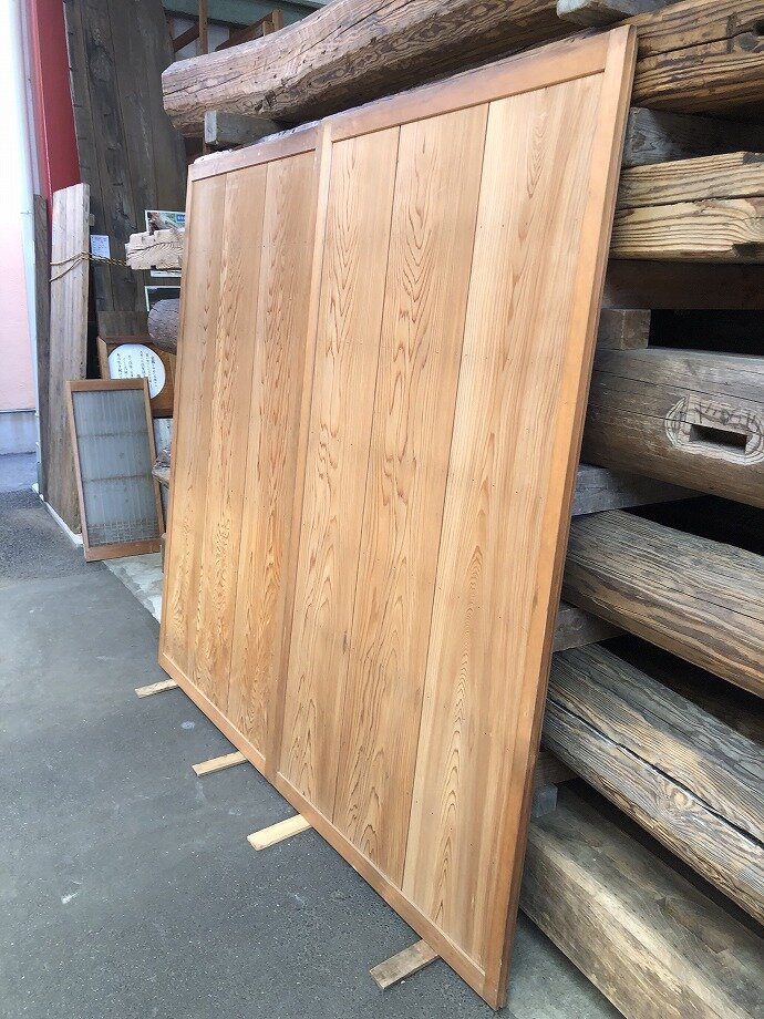 古建具(板戸)の古材