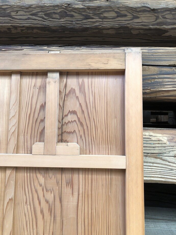 古建具(板戸)の古材