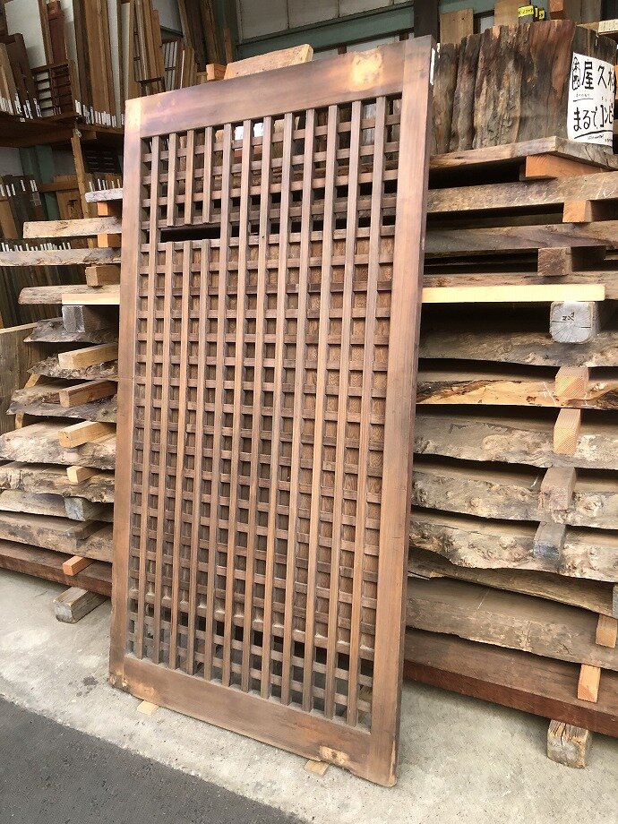 古建具（格子戸）の古材