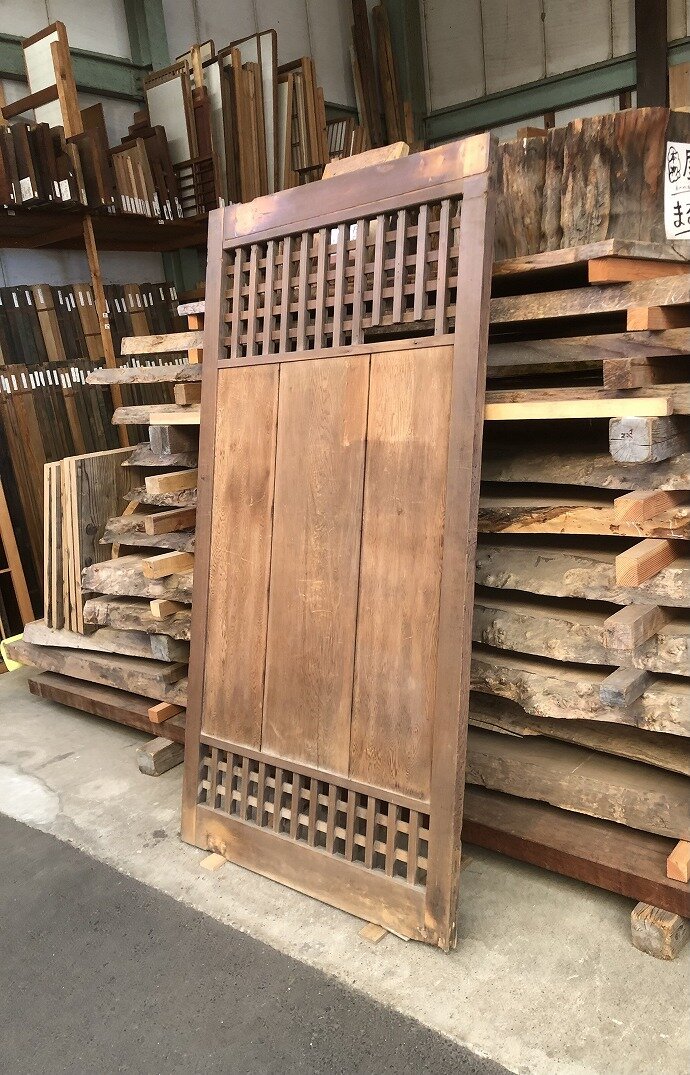 古建具（格子戸）の古材