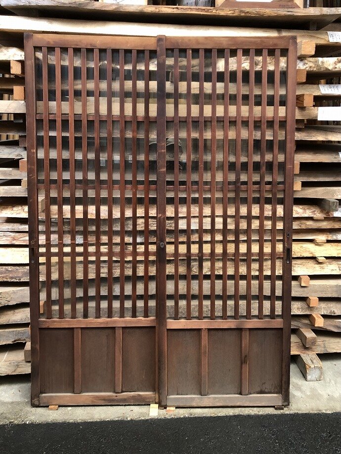 古建具（格子戸）の古材