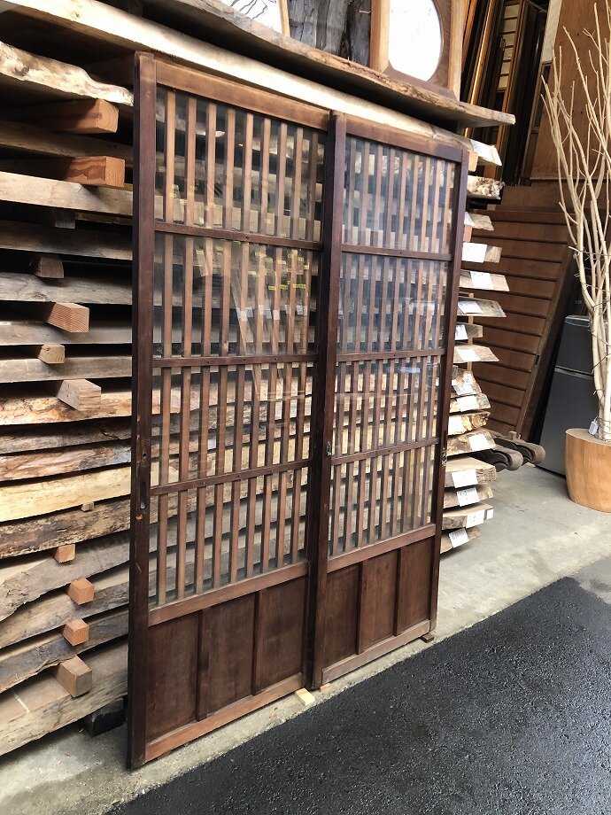 古建具（格子戸）の古材