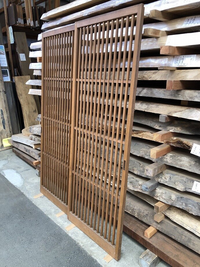 古建具(格子戸)の古材