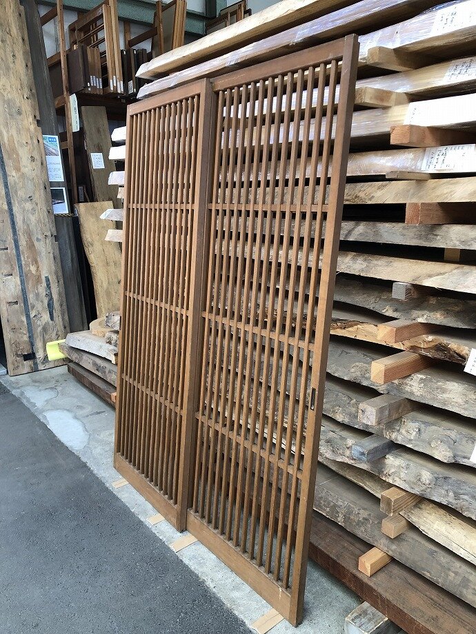 古建具(格子戸)の古材
