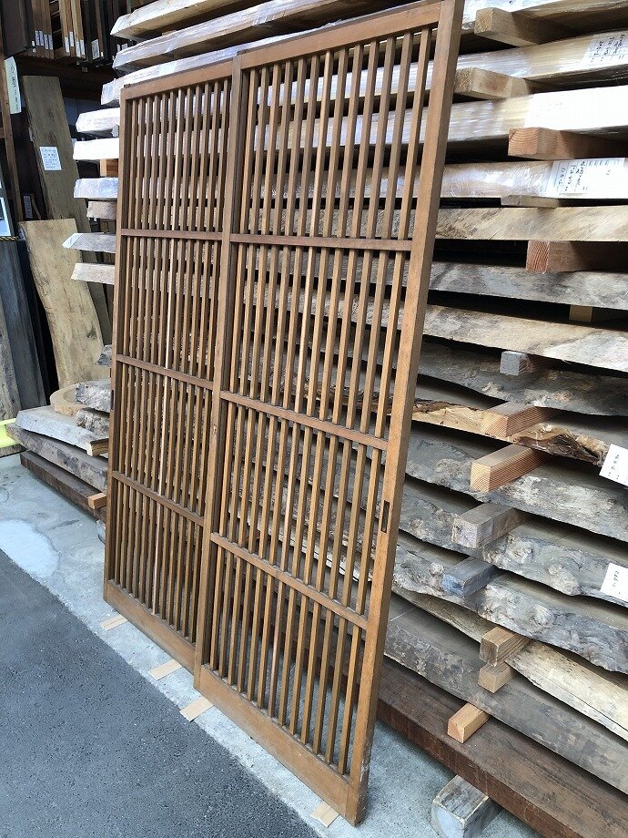 古建具(格子戸)の古材