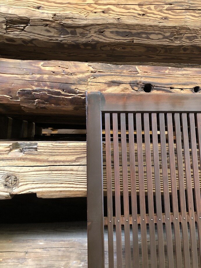古建具(格子戸)の古材