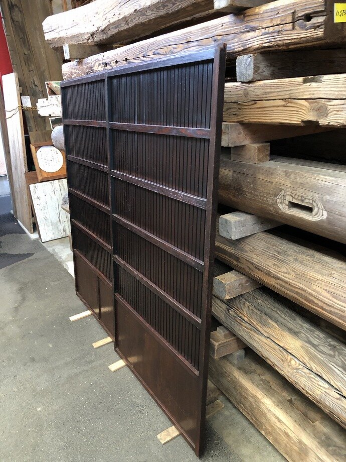 古建具(格子戸)の古材