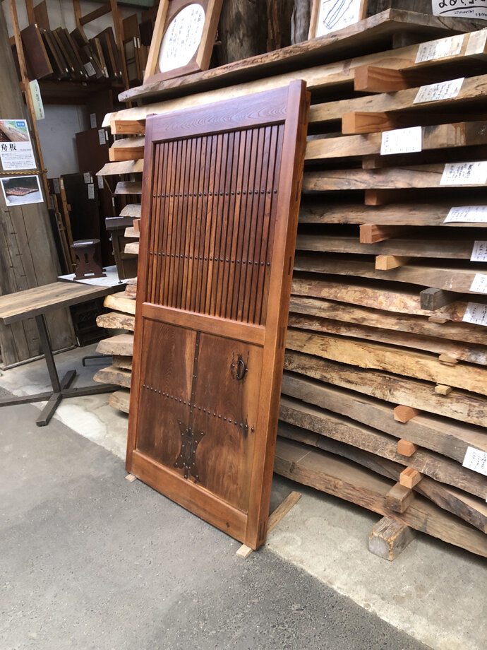 大型古建具の古材
