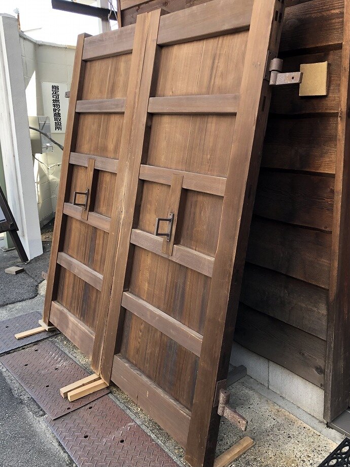 大型古建具の古材