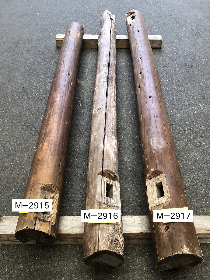 丸太梁の古材