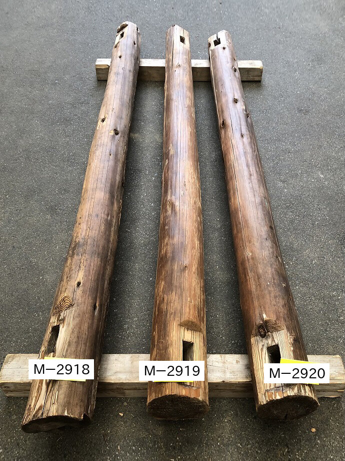 丸太梁の古材