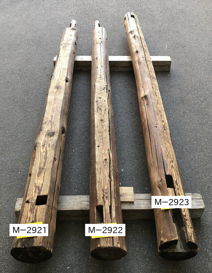 丸太梁の古材
