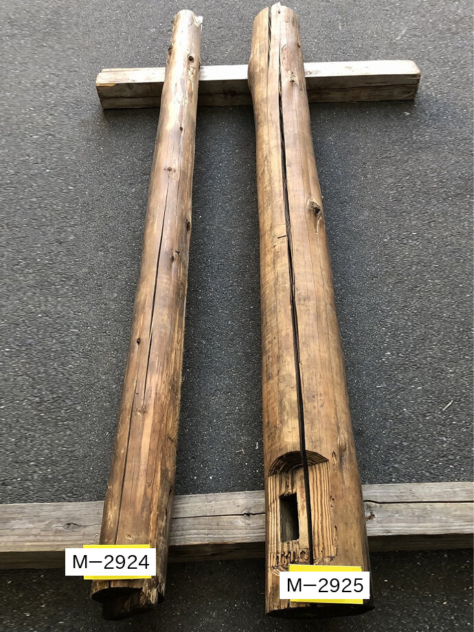 丸太梁の古材
