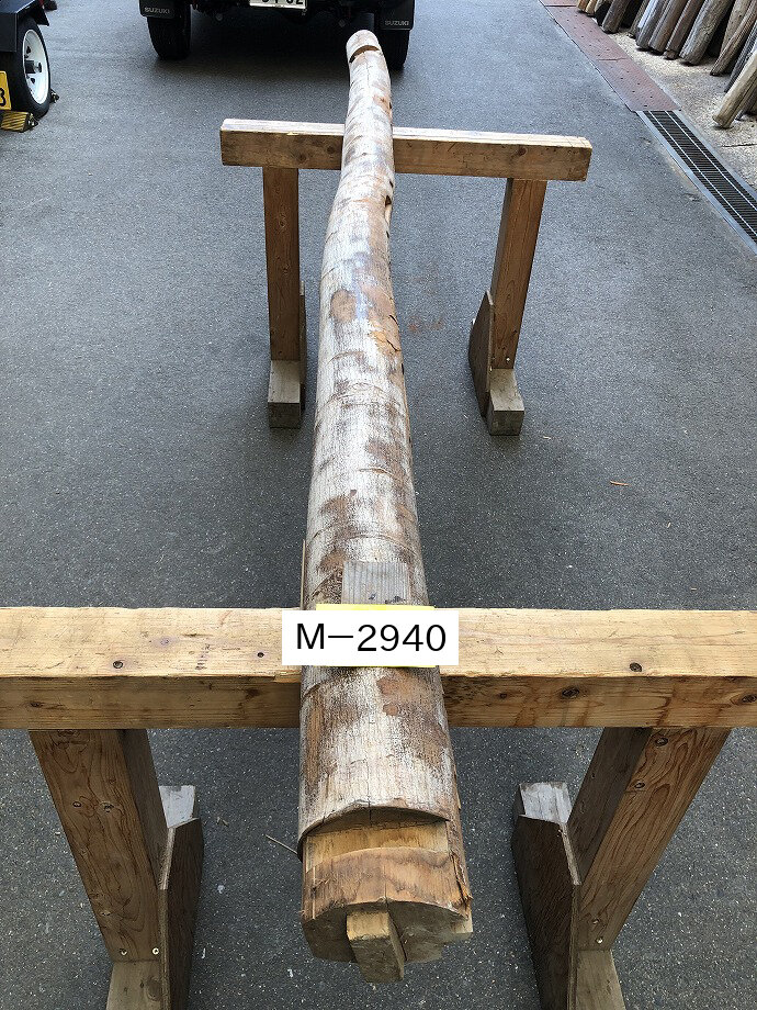 丸太梁の古材