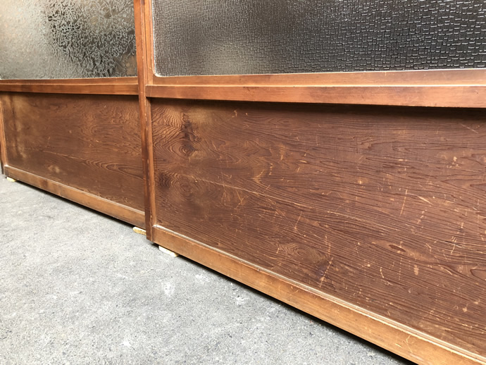 古建具（ガラス戸）の古材