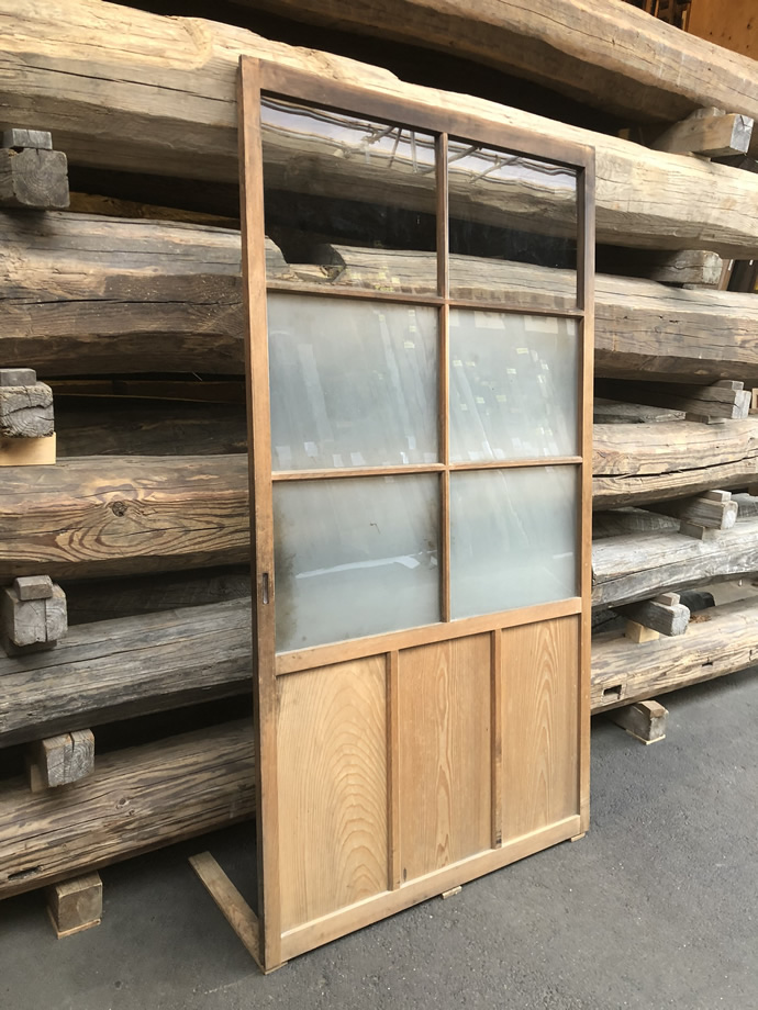 古建具（ガラス戸）の古材