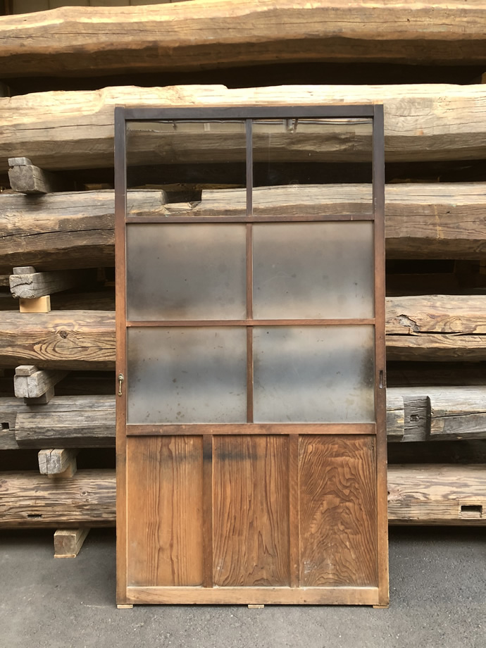 古建具（ガラス戸）の古材