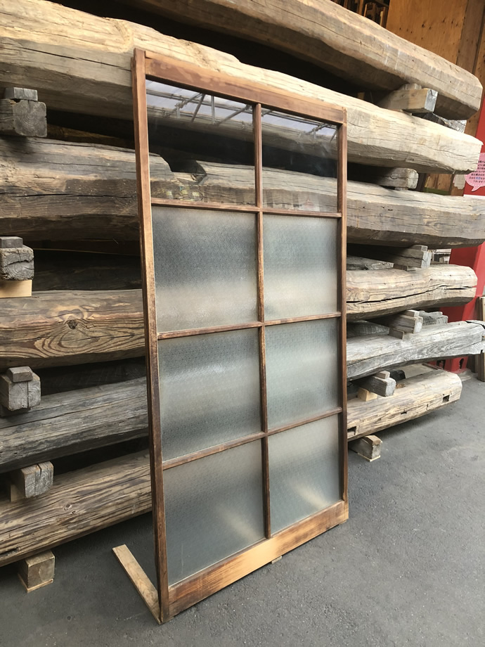 古建具（ガラス戸）の古材