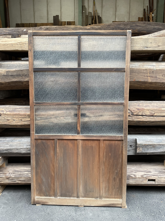 古建具（ガラス戸）の古材