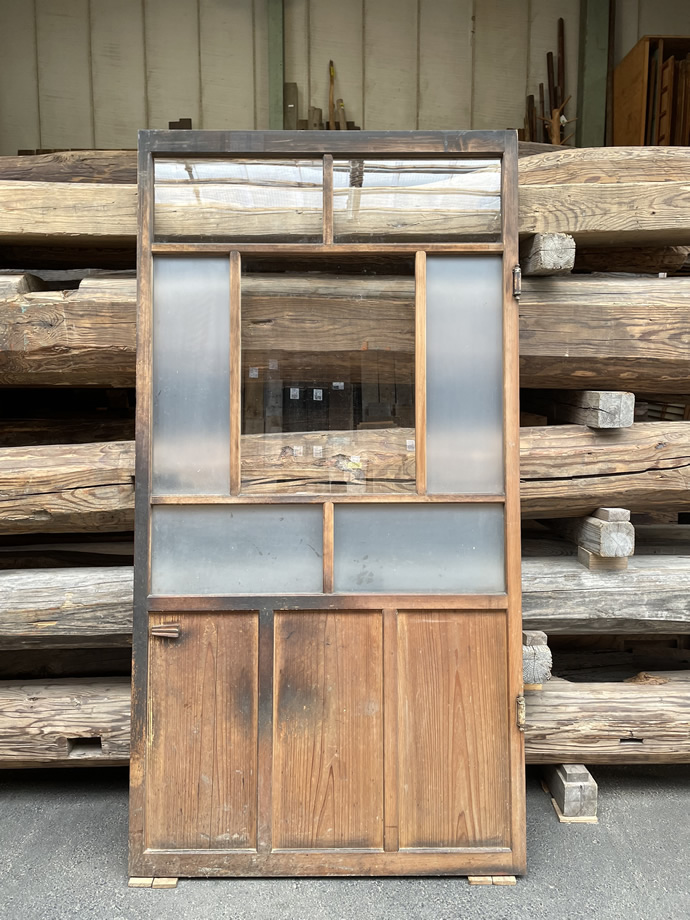古建具（ガラス戸）の古材