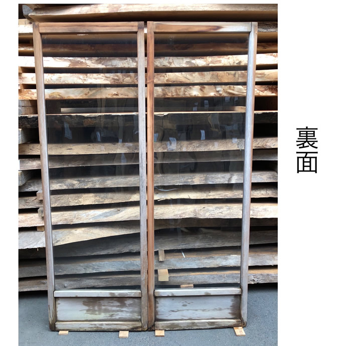 古建具（ガラス戸）の古材