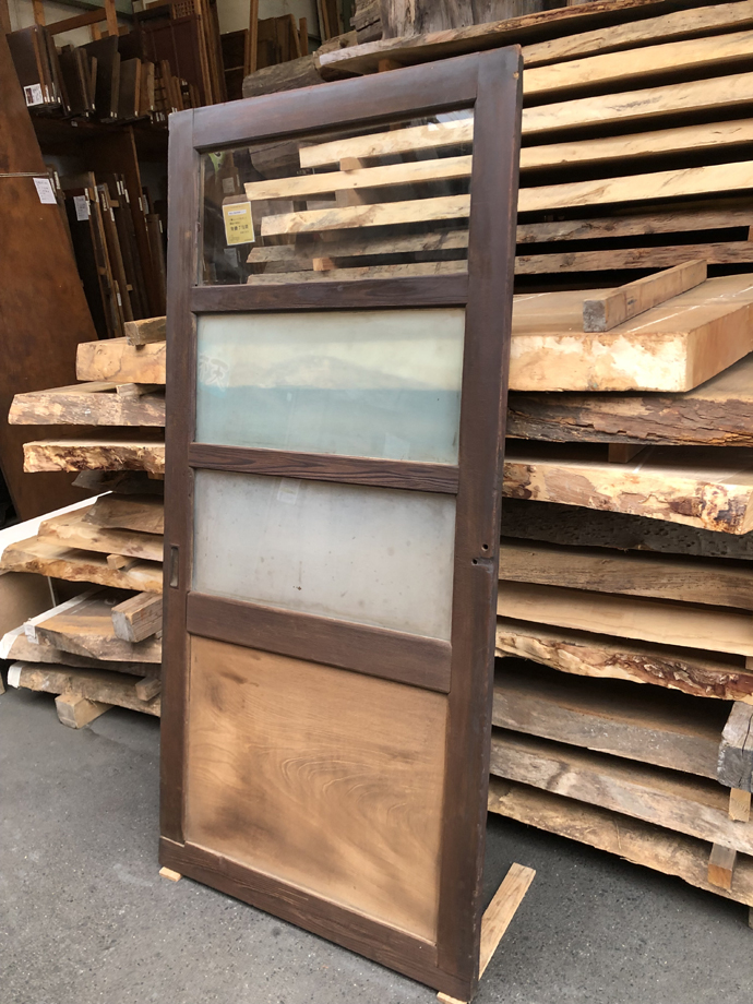 古建具（ガラス戸）の古材