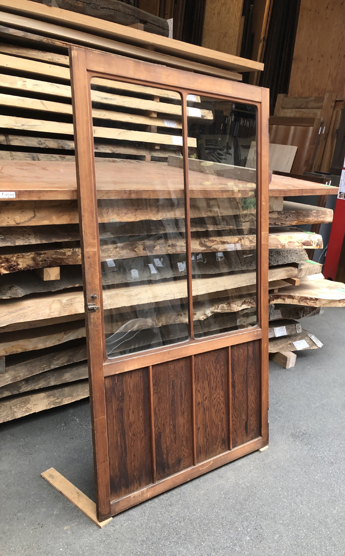 古建具（ガラス戸）の古材