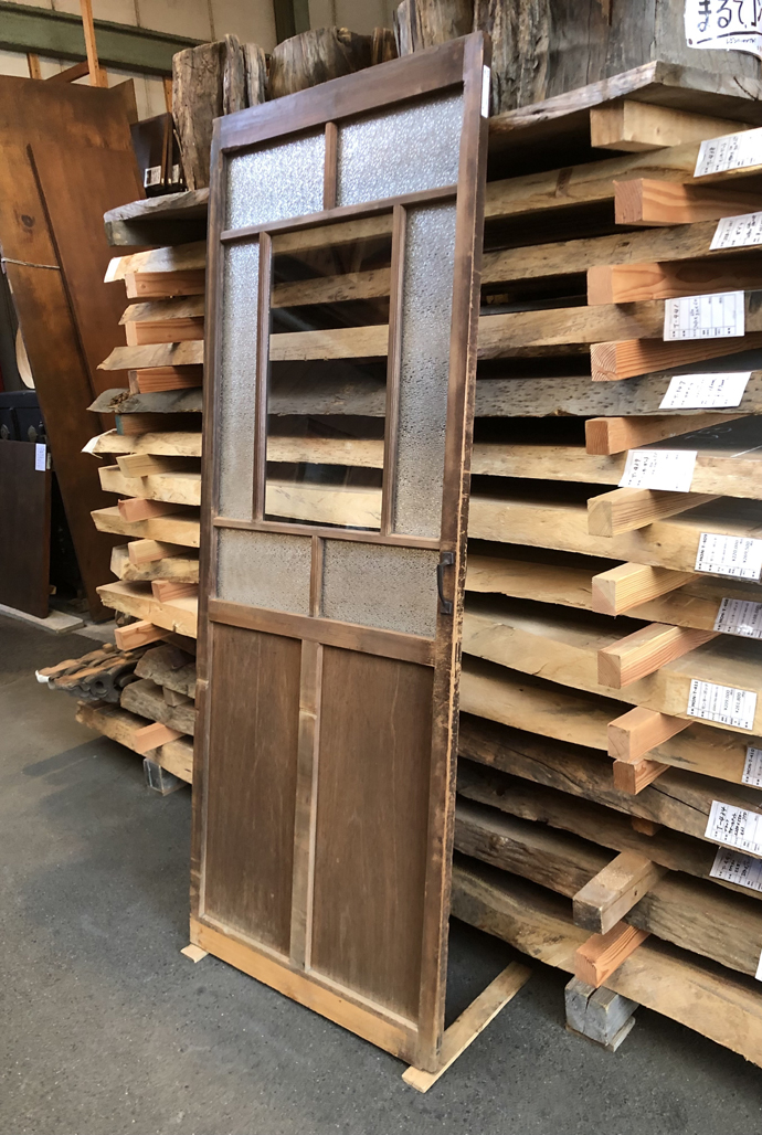 古建具（ガラス戸）の古材