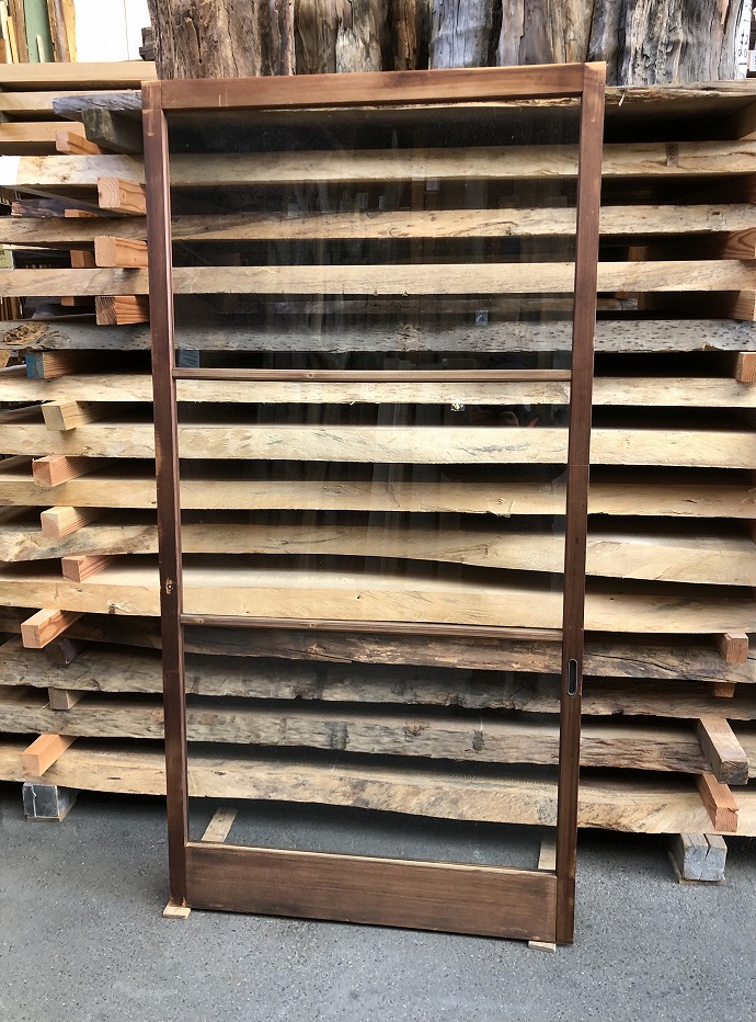 古建具（ガラス戸）の古材