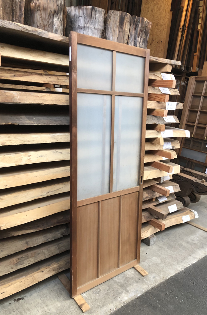 古建具（ガラス戸）の古材