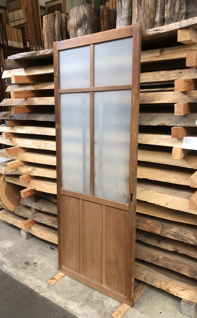 古建具（ガラス戸）の古材
