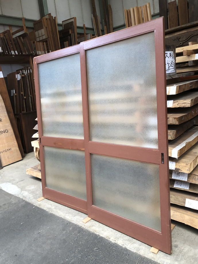 古建具（ガラス戸）の古材