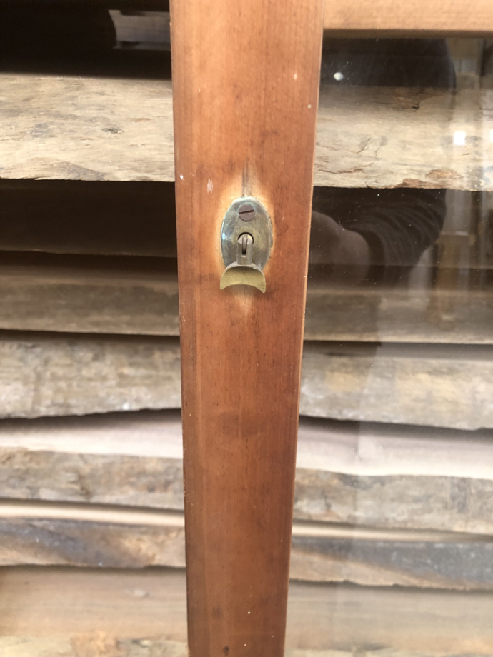 古建具（ガラス戸）の古材