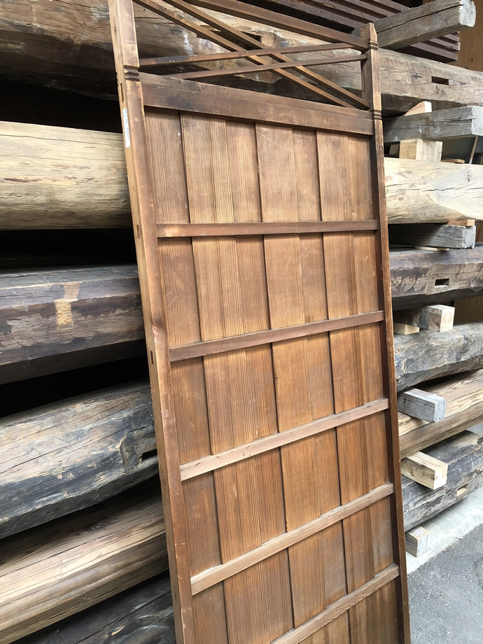 古建具（板戸）の古材