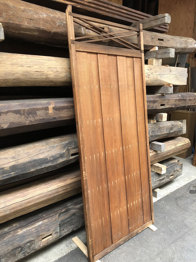 古建具（板戸）の古材